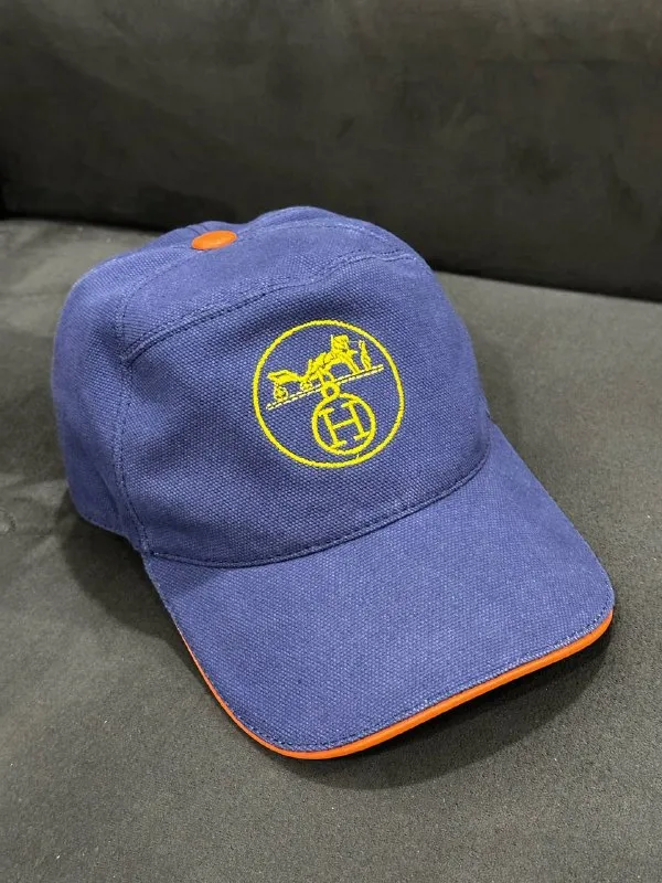 Кепку Hermes