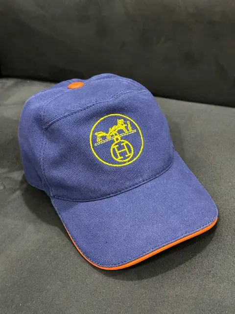 Кепку Hermes — Батуми — 900 ₾