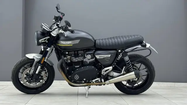 Triumph speed twin 1200 — Батуми — 6 000 $