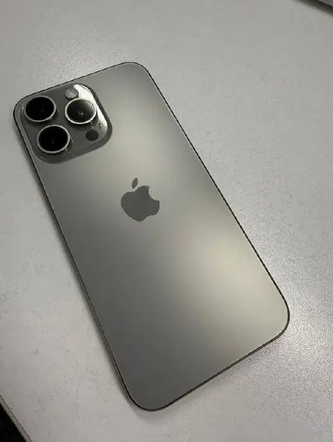 IPhone 15 Pro Max (Natural Titanium) — Батуми — 1 680 ₾