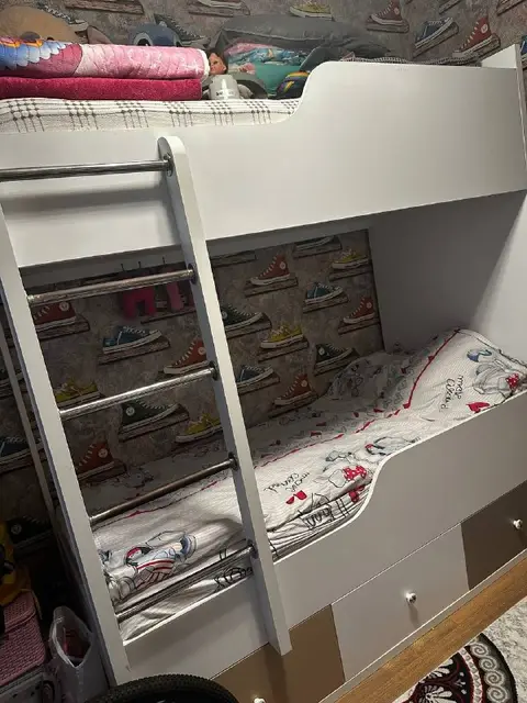 Двух-этажная кровать для детей — Батуми — 1 100 ₾