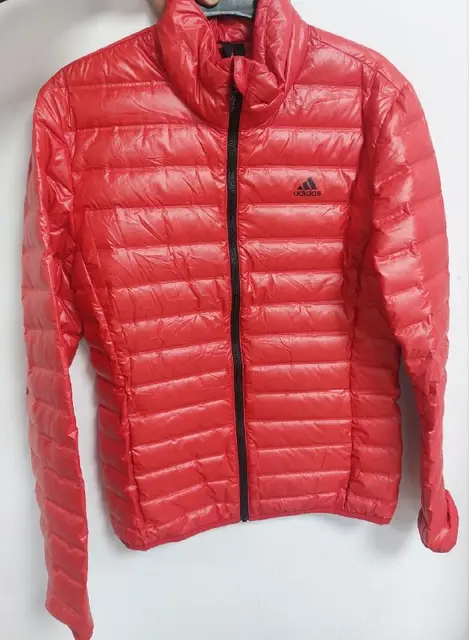 Женская куртка Adidas — Батуми — 70 ₾