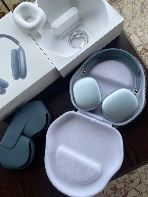 AirPods Max (USB-C)