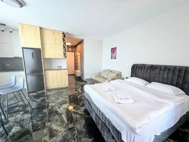 Светлая квартира De Luxe на Аллее Героев — Batumi — 500 ₾
