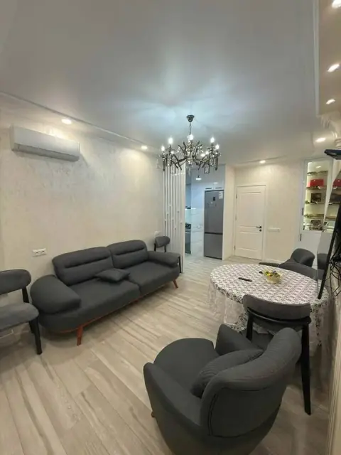 2+1, 2 спальни, Генерал Аслан Абашидзе 19 — Батуми — 800 $