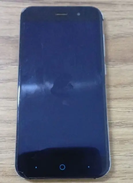Телефон ZTE Blade X7/Z7 на запчасти + запчасти от Nokia X2-00 — Тбилиси — 12 ₾