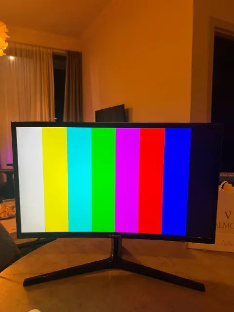 Изогнутый игровой бюджетный монитор samsung c24rg50fqi — Tbilisi — 250 ₾