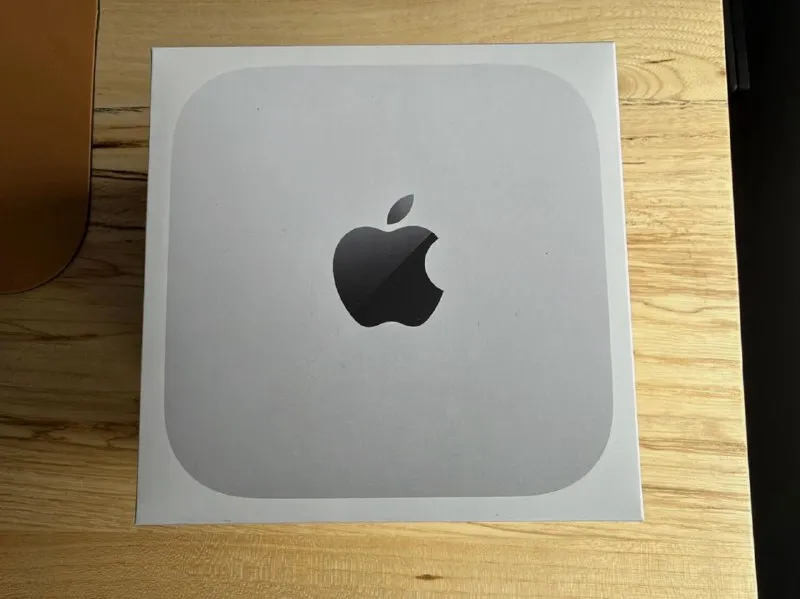 Apple Mac Mini M4 Desktop Computer