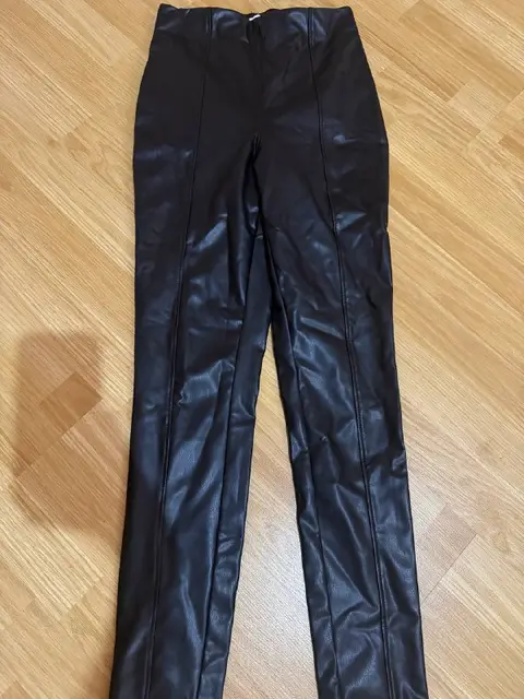 Леггинсы из кожзама H&M — Тбилиси — 10 ₾