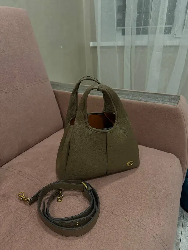 Новая сумка COACH LANA 23