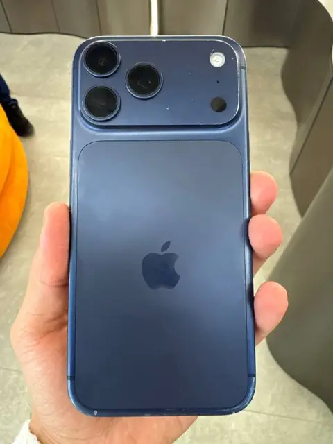 IPhone 17 Pro Max — Ереван — 320 000 ֏
