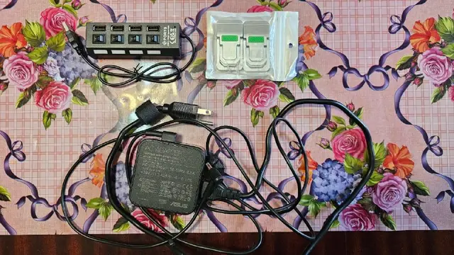 Зарядное устройство (зарядник, адаптер питания) [б/у оригинал] Asus PA-1650-78 (19V, 3.42A, 65W), шт — Тбилиси — 30 ₾