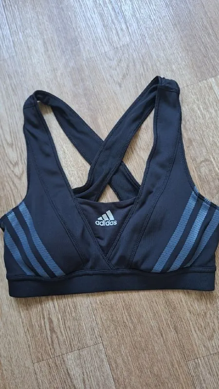 Фирменный топ Adidas