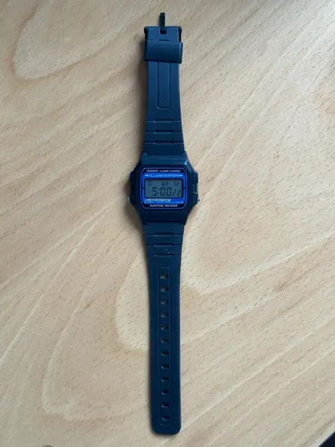 Casio F-105W-1A Illuminator — Тбилиси — 50 ₾