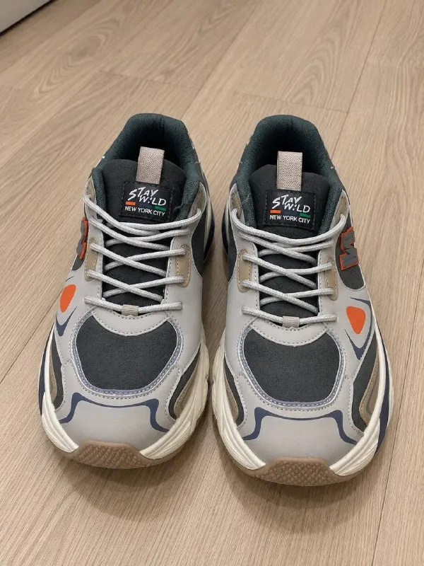 Stay Wild в стиле New Balance 9060