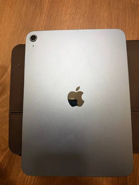 IPad 11 — Yerevan — 200,000 ֏