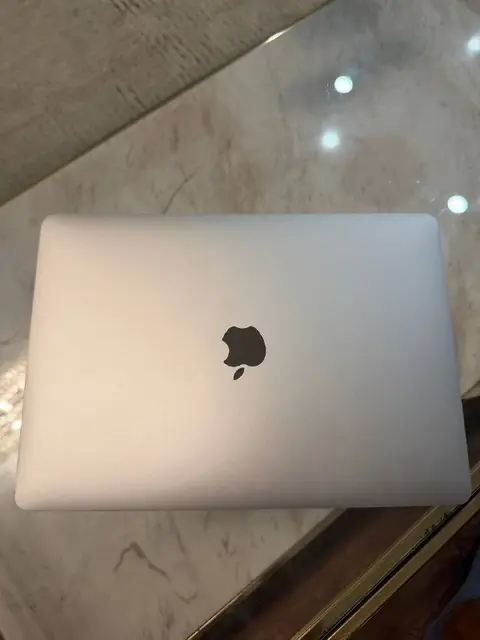 MacBook Air 13» 2020 — Стамбул — 300 $