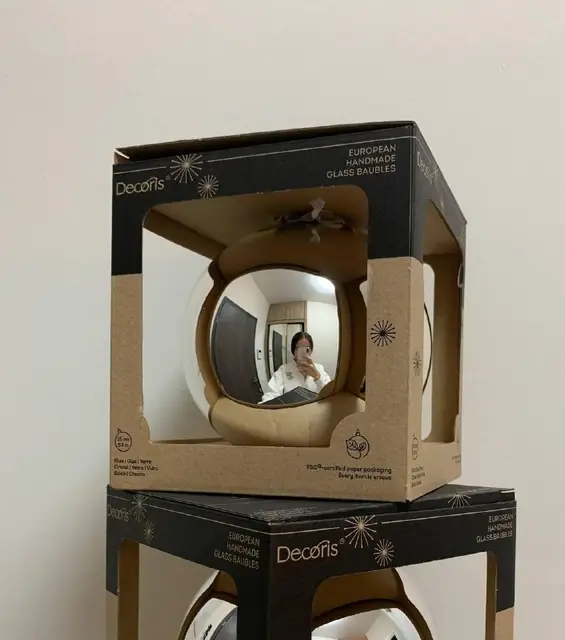 Шары Decoris и серебристый подсвечник — Тбилиси — 20 ₾