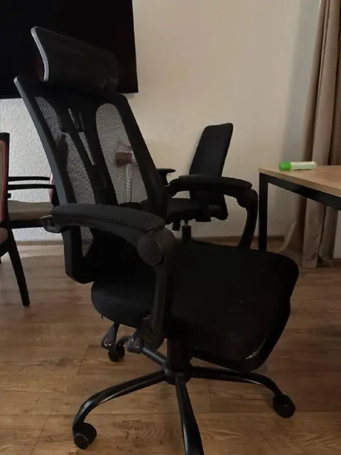 Компьютерное кресло — Тбилиси — 230 ₾