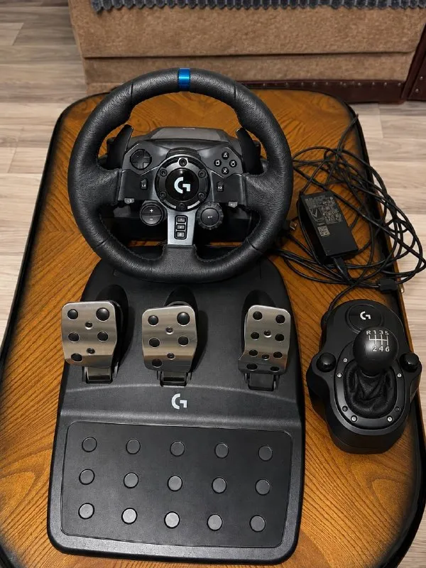 Logitech G923 TRUEFORCE