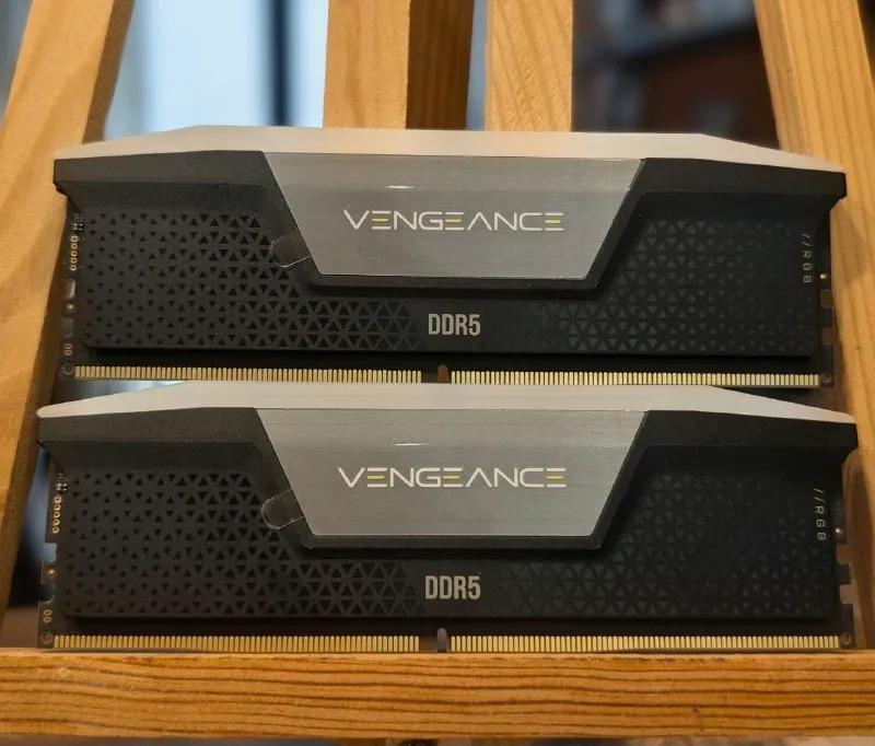 Оперативная память DDR5 Corsair Vengeance RGB DDR5 32Gb (16×2)