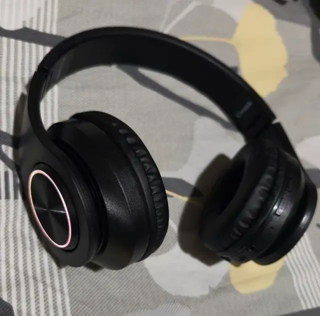 Беспроводные наушники Cvvnuk B39 — Батуми — 30 ₾
