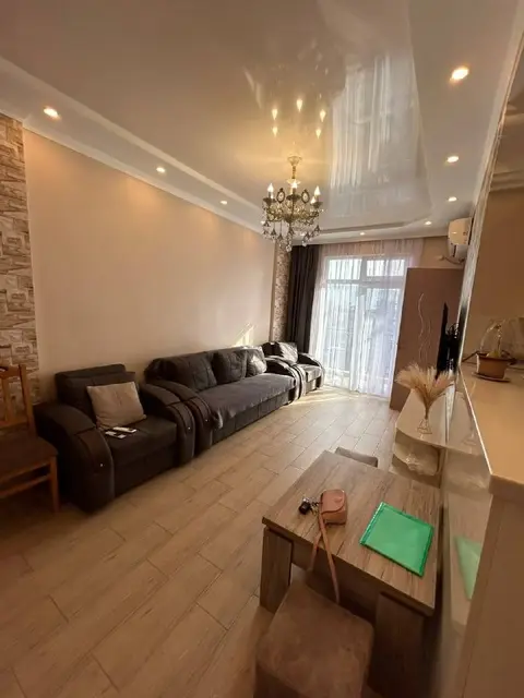 1+1 Качарава 7 — Батуми — 550 $