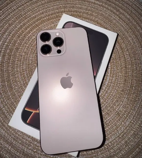 IPhone 16 Pro Max — Батуми — 2 500 ₾