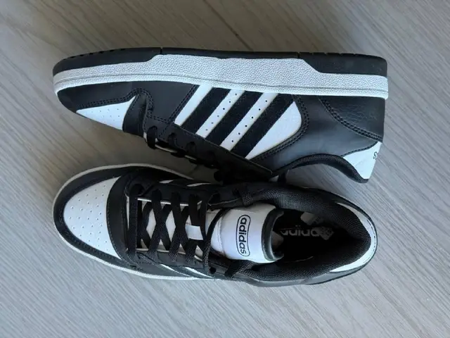 Adidas Break Shoes — Батуми — 75 ₾