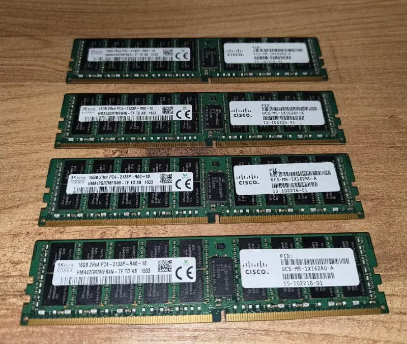 Серверная оперативная память SK Hynix 4×16GB DDR4 ECC 2311 MHz