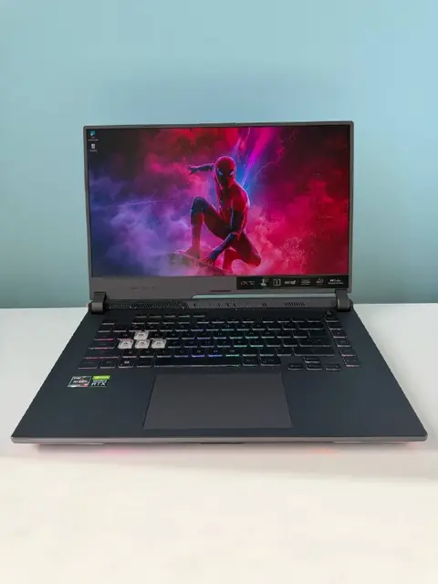 ASUS ROG Strix G15 (G513RM) — Белград — 849 €