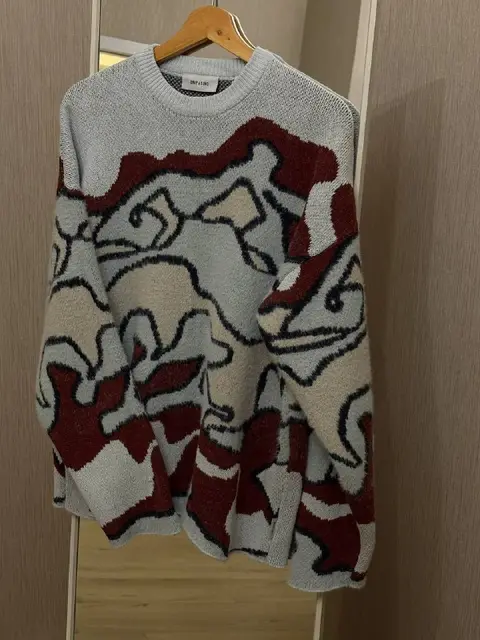 Свободный свитер — Тбилиси — 50 ₾