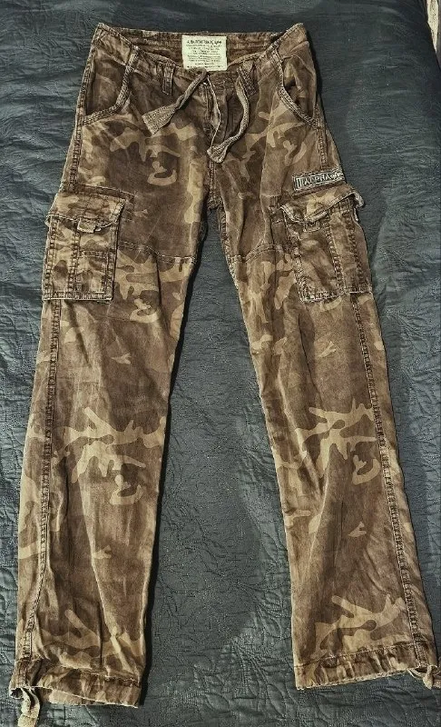 CAMOUFLAGE PANTS