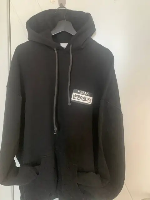 Джинсы Boggi и vetements Hoodie Balenciaga — Тбилиси