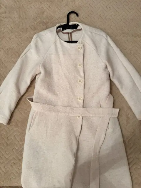 Плащ Zara — Батуми — 33 ₾