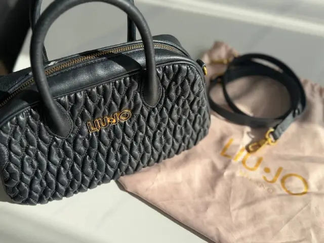 Оригинальная сумка LIU•JO — Батуми — 100 ₾
