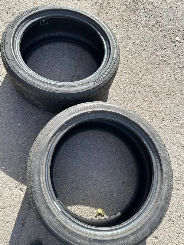 Шины б/у 235/45R18 BRIDGESTONE
