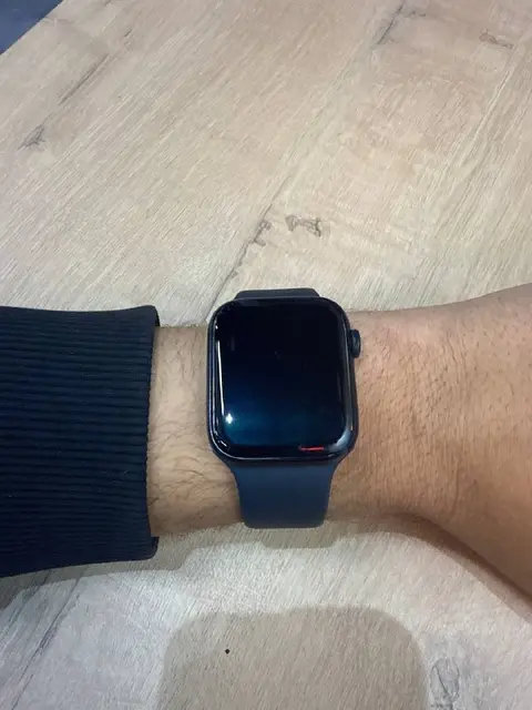 Apple Watch SE GPS Gen.2 2024 M/L 44 мм — Астана — 70 000 ₸