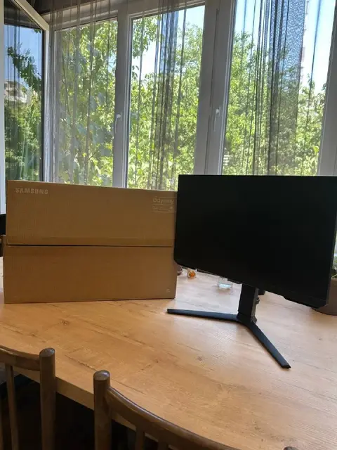 Игровой монитор Samsung Odyssey G4 25» 240Hz — Ереван — 55 000 ֏
