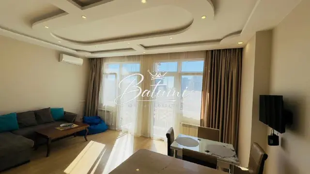 1+1 рядом с парком 6 мая — Батуми — 700 $