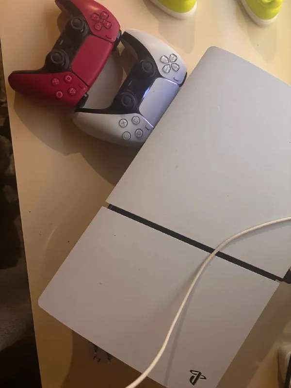 PS5 SLIM 1TB + 2 КОНТРОЛЛЕРА DUALSENSE
