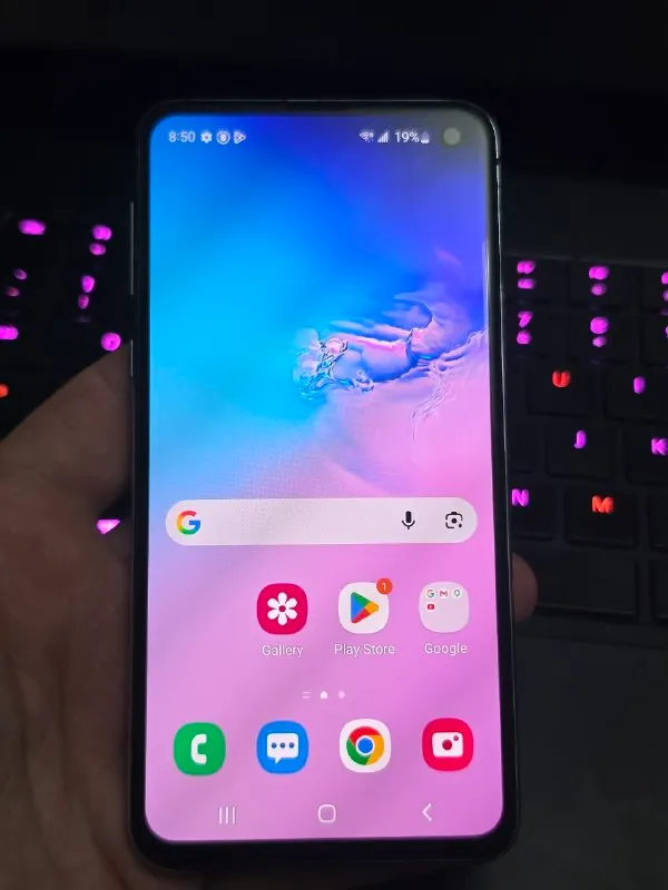 Samsung Galaxy S10e