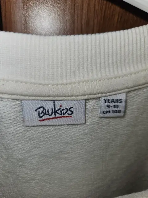 Молочный детский свитшот от бренда Blukids — Алматы — 1 500 ₸