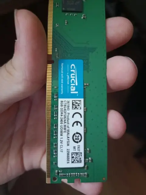 Оперативка памяти Crucial DDR4 8GB 2400MHz UDIMM — Минск — 30 Br