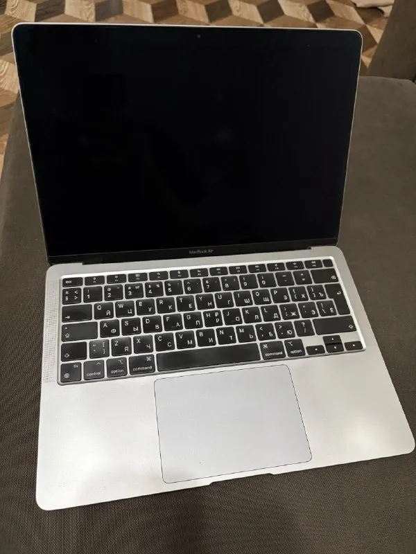 MacBook Air 13″ M1 (2020)
