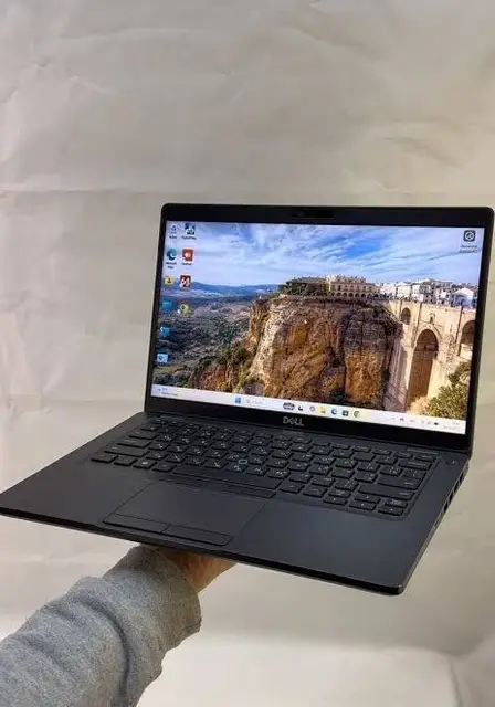 Ноутбук 16 гб Dell — Батуми — 560 ₾
