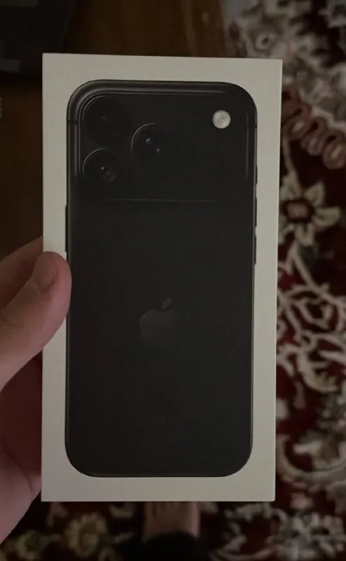 IPhone 18 pro black 512 Gb e-sim