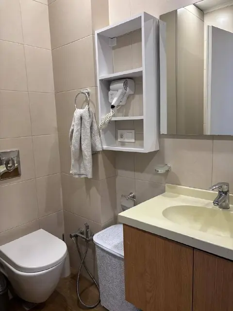 Трехэтажный дом с террасой — Батуми — 1 600 $