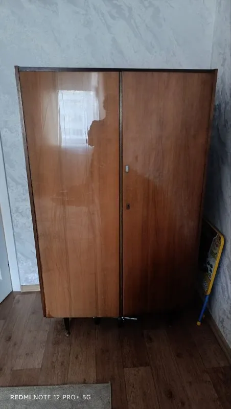 Шкаф