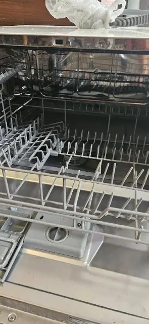 Компактная посудомоечная машина Electrolux ESF2400OW — Батуми — 300 ₾
